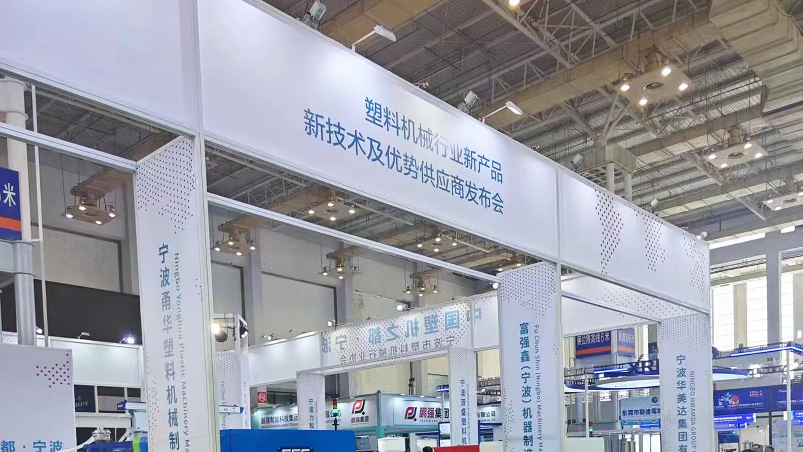 1740060560352282.jpg 1735973950174442.jpg